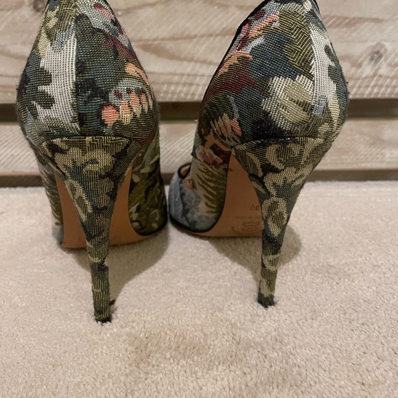 🌟Carven Toile Heels - Picture 4 of 5